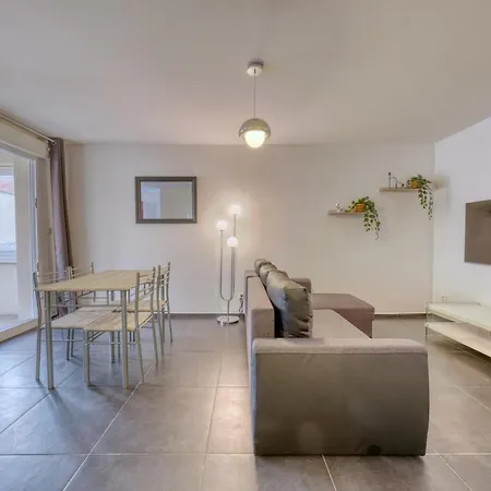 Chez Lecomte - Parking