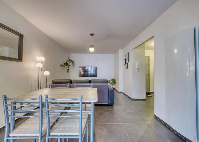 Chez Lecomte - Parking شقة *